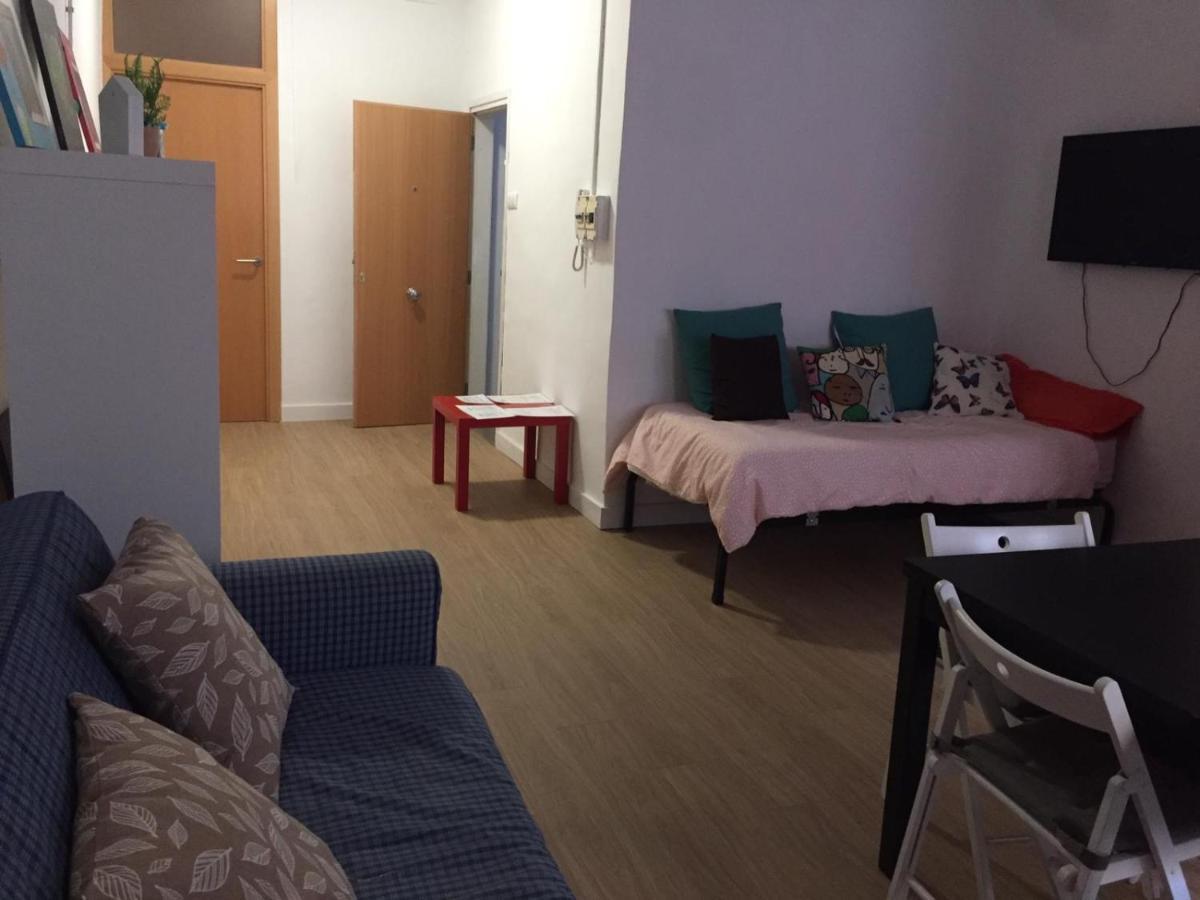 Reus Apartments Екстериор снимка