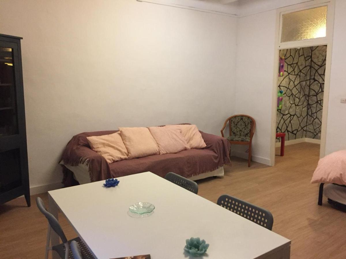 Reus Apartments Екстериор снимка